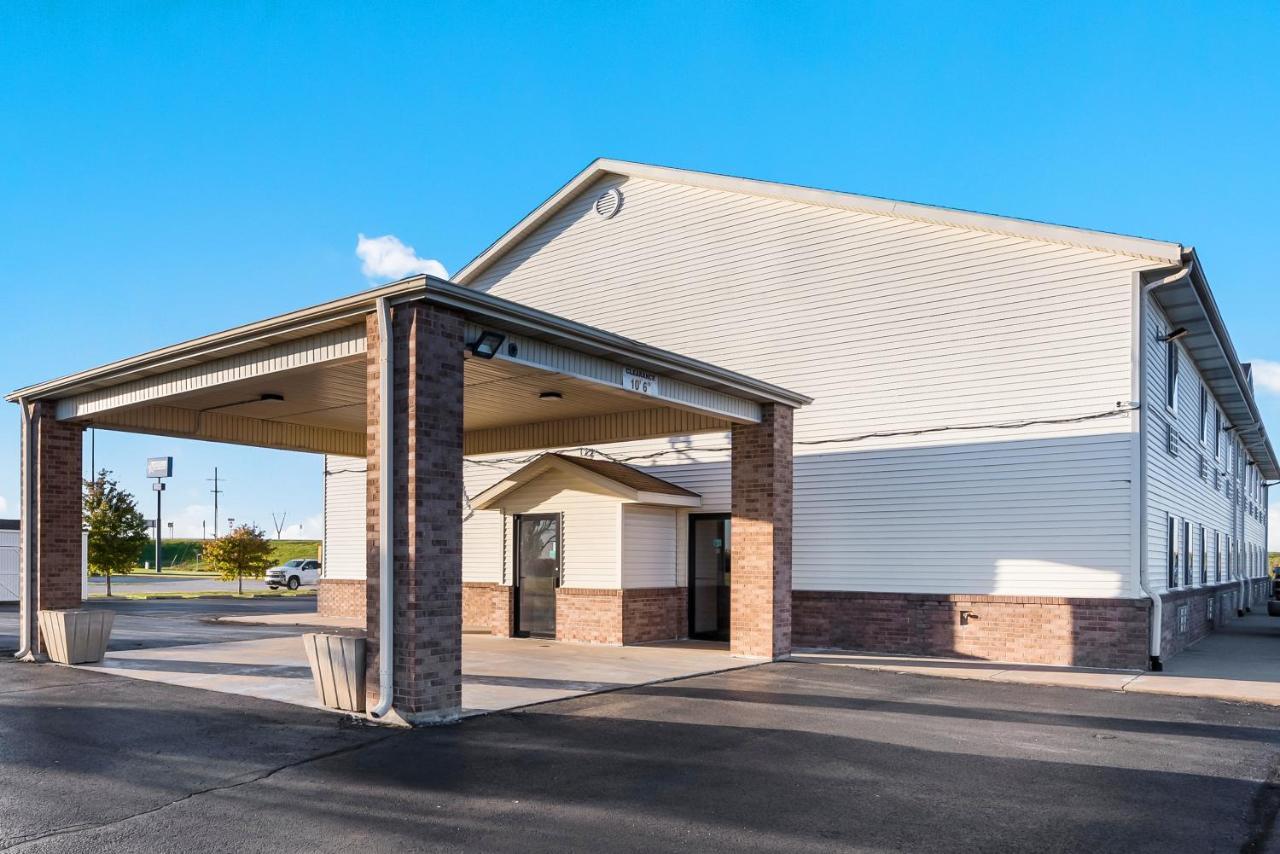Americas Best Value Inn-Wenona Buitenkant foto
