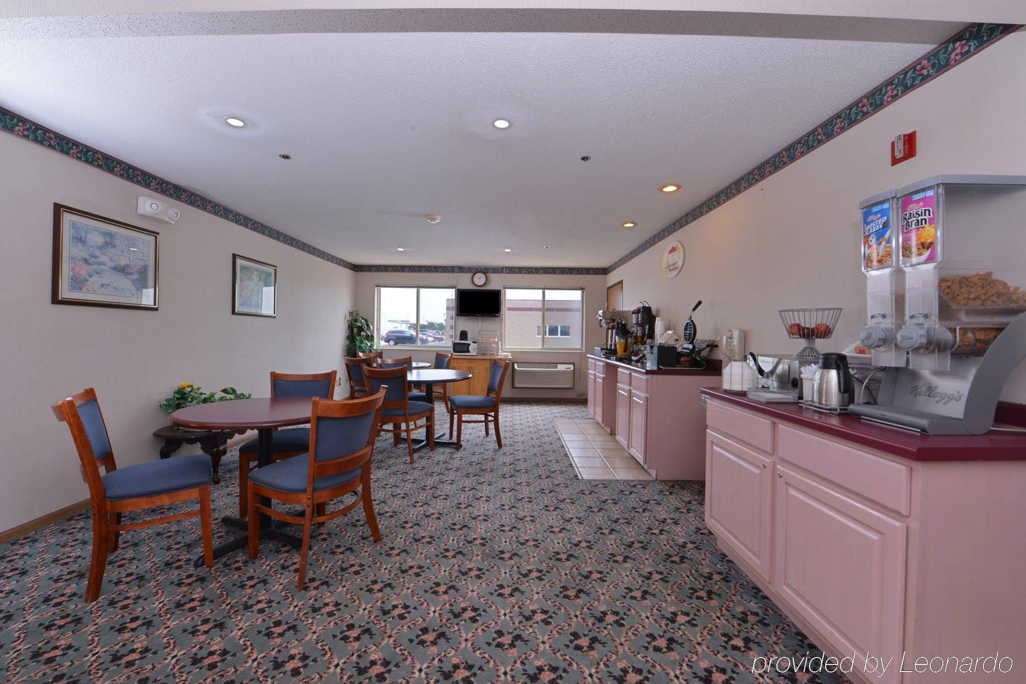 Americas Best Value Inn-Wenona Buitenkant foto