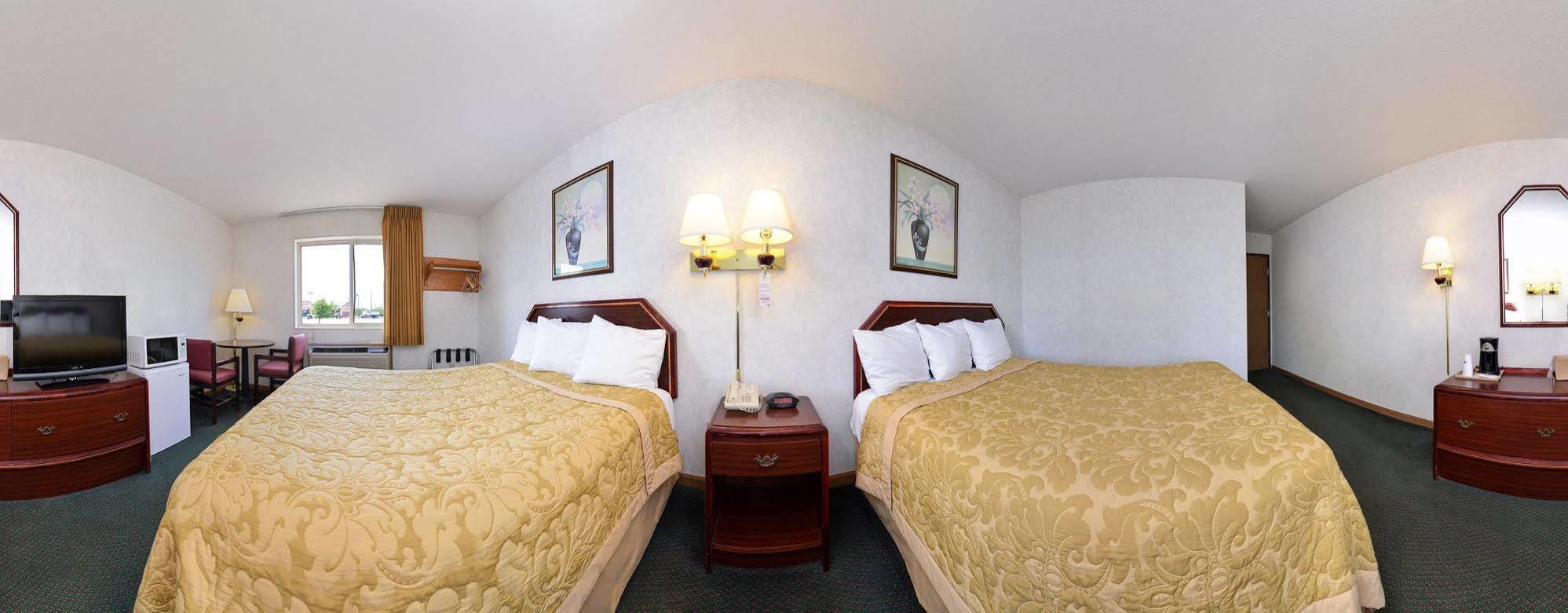 Americas Best Value Inn-Wenona Buitenkant foto